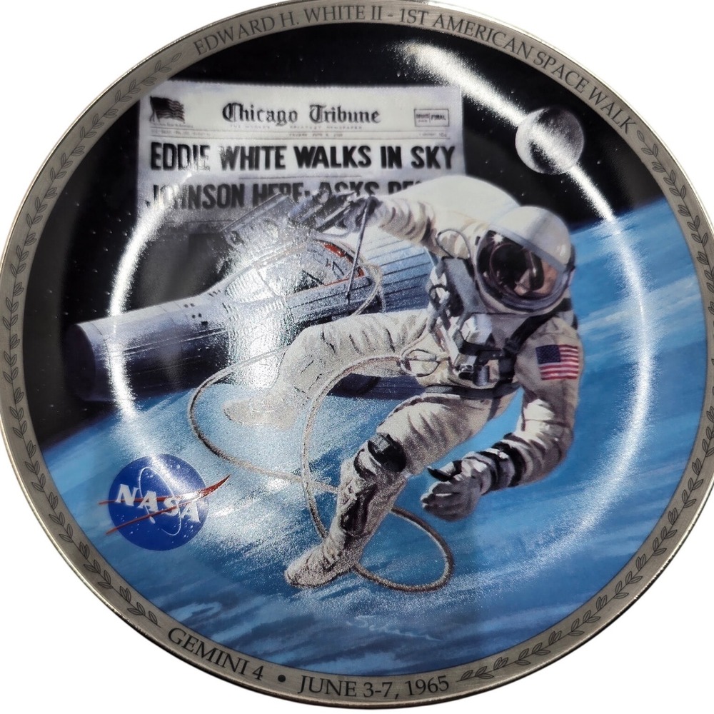 Bradford Exchange NASA Gemini 4 Space Walk Collector Plate Robert Schaar COA